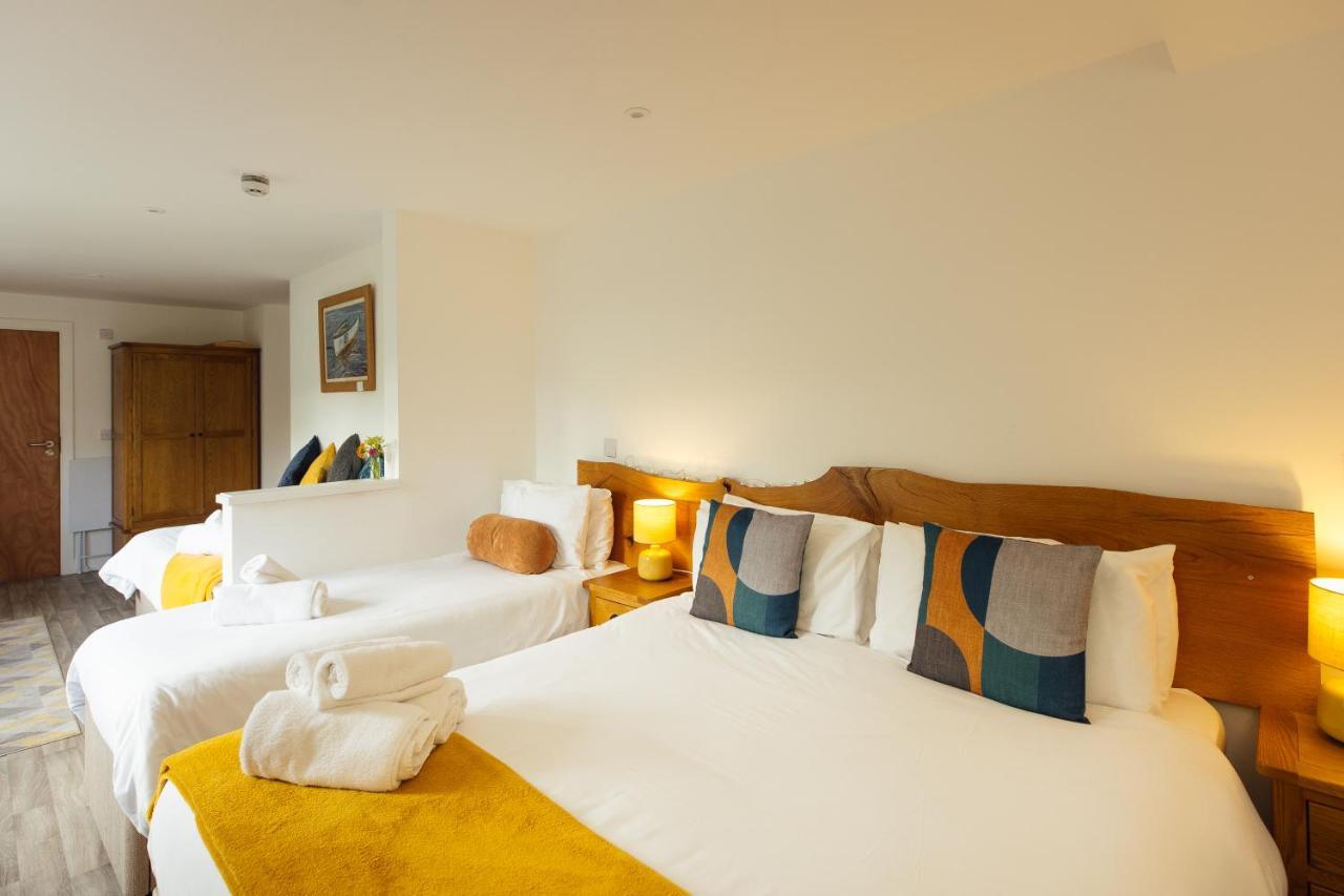Sleep@Calon Y Fferi Hotel Ferryside ภายนอก รูปภาพ